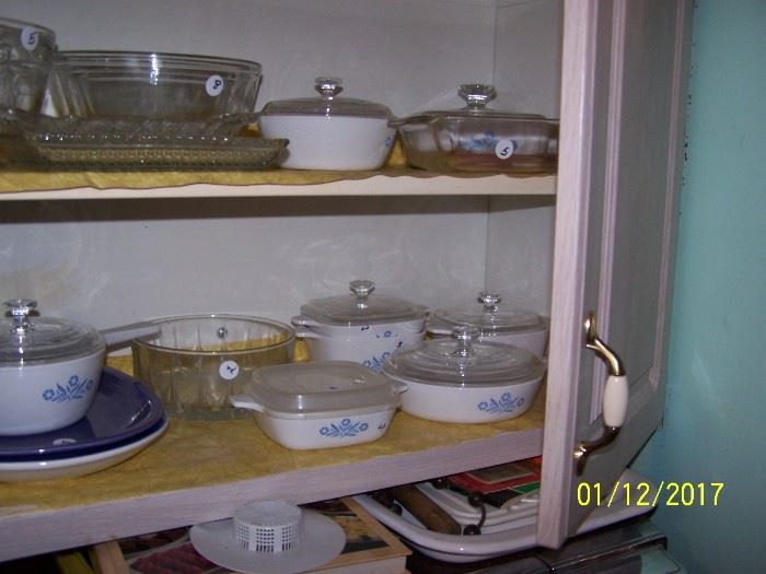 misc. Pyrex and Corning Ware dishes & more