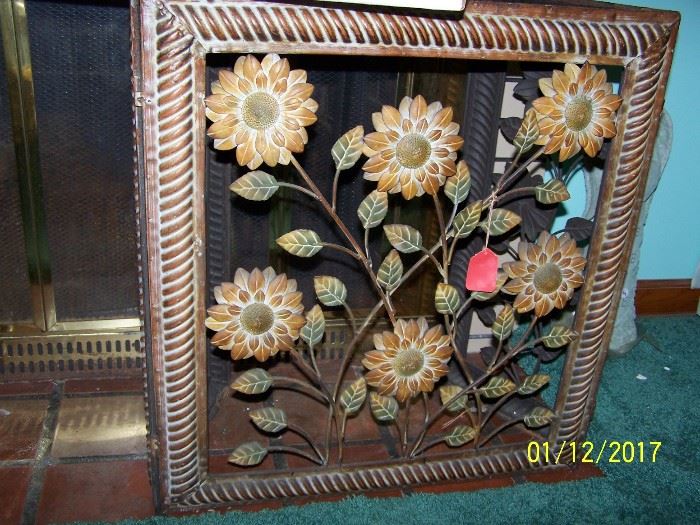 metal Fire Screen,  and there is a matching big Picture that's very pretty together, we just couldn't hang it to show