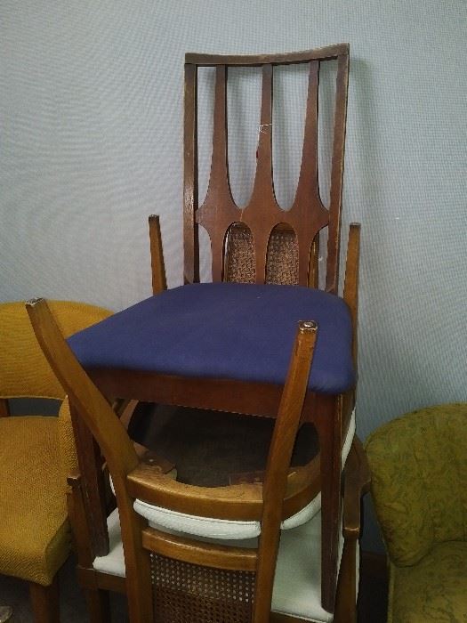 Broyhill Brasilia Dining Chair