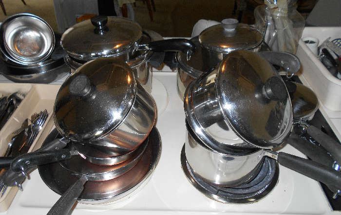 Complete Set of Pots and Pans (2)
