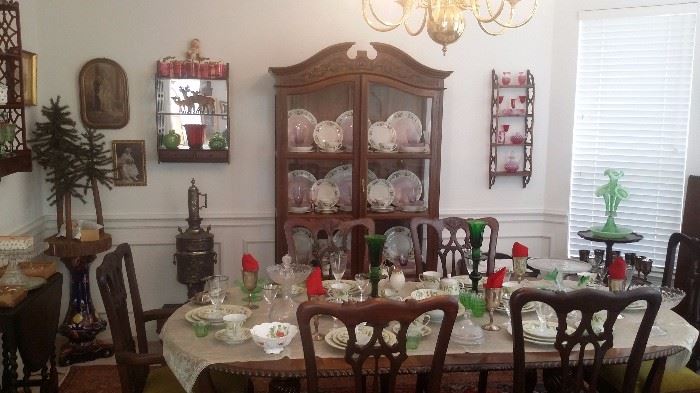 CHIPPENDALE DINING SET