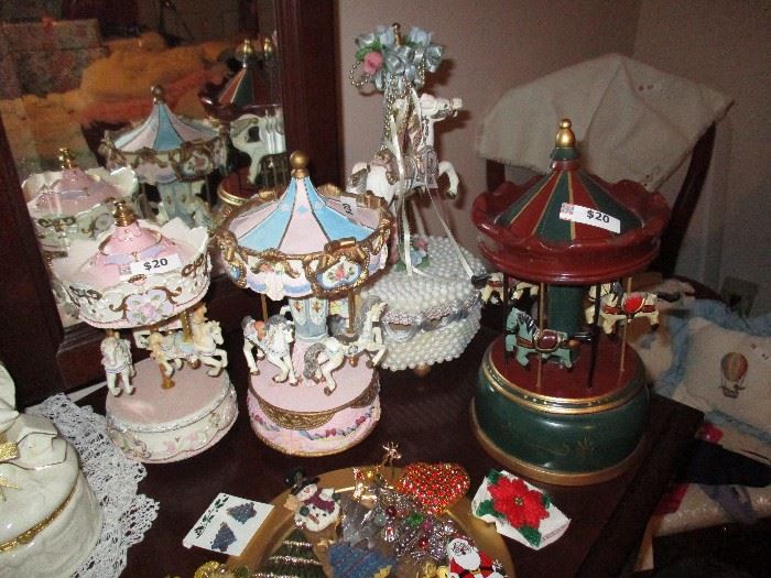 Large collection of carousel motif pieces of all types