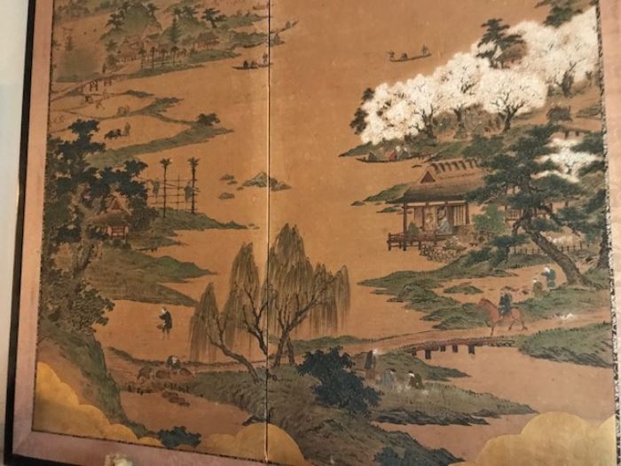 Hanging vintage Oriental table screen