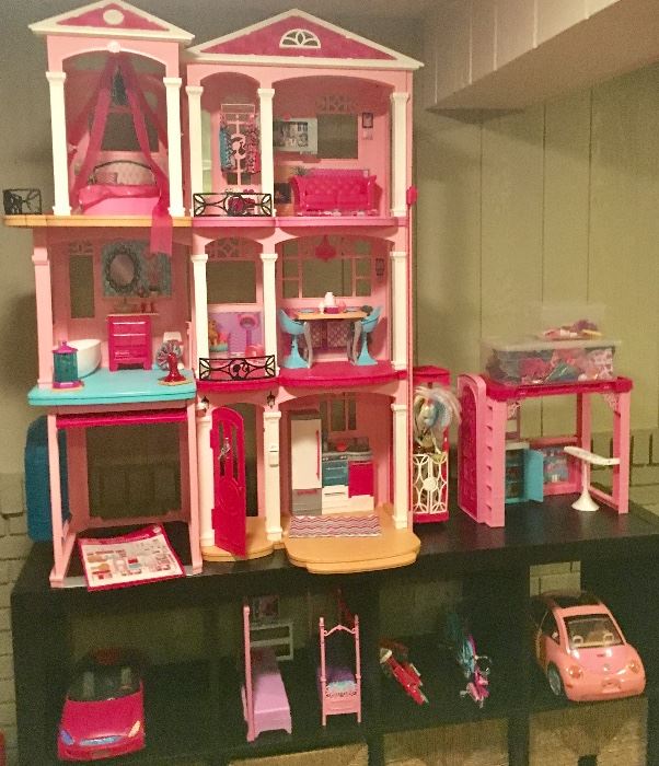 Barbie doll house, 2 cars, 1 van, dolls, Clothes