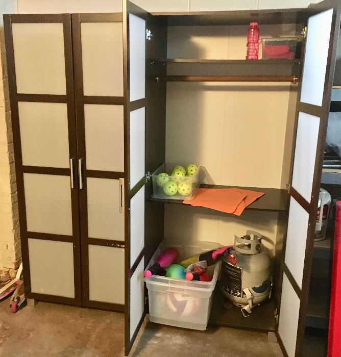 Storage closet cabinets