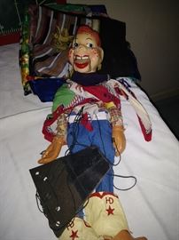 Howdy doody marionette