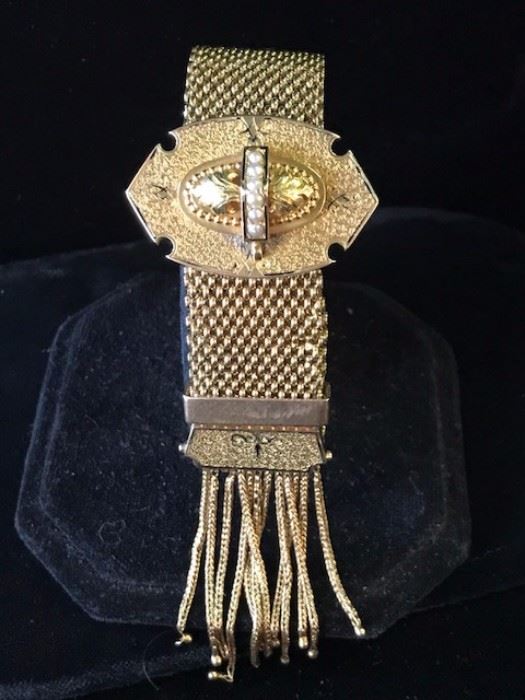 18 kt.Victorian gold bracelet  Reg $7800. Sale  $3900.