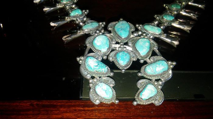 NATIVE AMERICAN SILVER & TURQUOISE SQUASH BLOSSOM NECKLACE - BOBBY PIASO - KINGMAN TURQUOISE