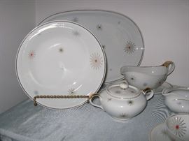 Very cool retro china 62 peices