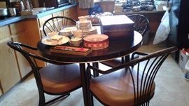 Table 4 chairs, s/p flatware