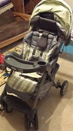 Graco stroller very clean and in excellent shape.