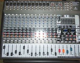 Behringer PMP5000 Europower Mixer