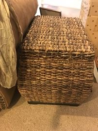 Wicker end table with extra storage
