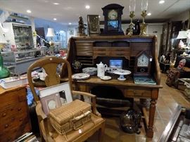 Roll top cherry desk