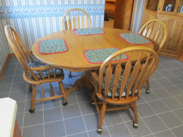 Maple Dinette Table with (4) Slat Back Chairs