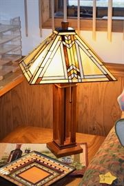 Craftsman table lamp