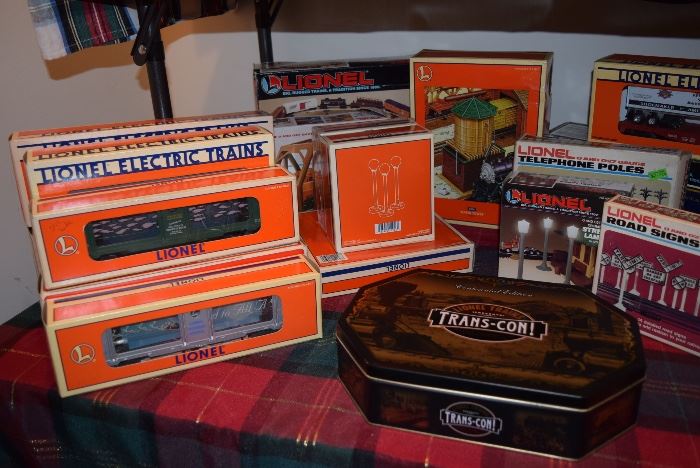 lionel train collectibles with boxes