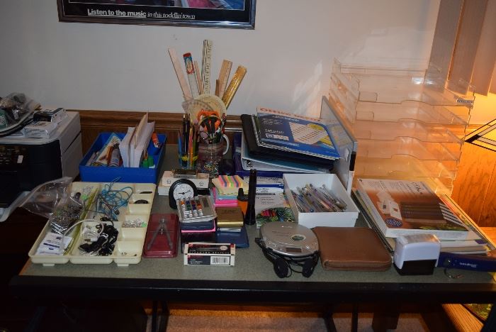 desk supplies