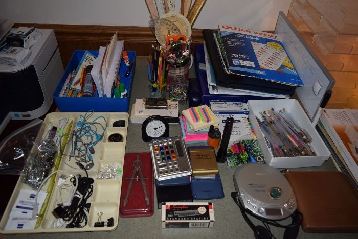 desk supplies