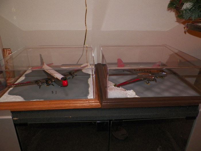 Commissioned model dioramas - 1950's C47 & C-124