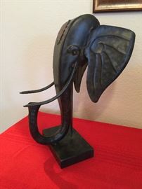 Metal elephant