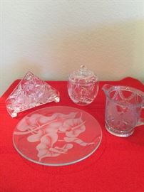 Etched plate, triangle napkin holder and other glassware