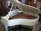 K. Kawai 5'10'' Grand Piano High Gloss Almond White
