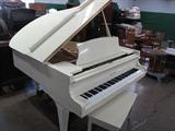 K. Kawai 5'10'' Grand Piano High Gloss Almond White