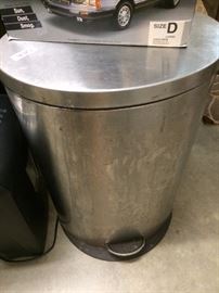 Stainless trash can
