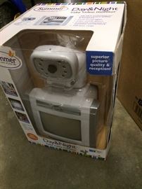Summer (brand) Day & Night Baby Video Monitor