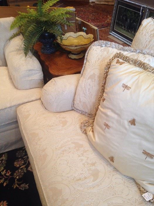 Decorative pillows and end table