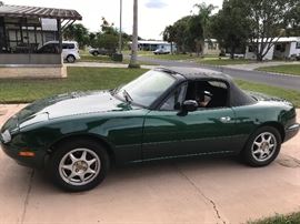 1997 Mazda Mita MX-5 Convertible, family tells me engine has been rebuilt! Body is perfect! Drive it down the beach!