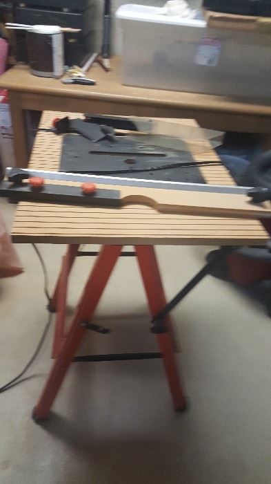 Table saw condition like new. extra attachments.