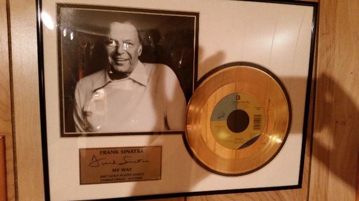 More from "ole blue eyes" himself, the Chairman-of-the-Board:  SINATRA !!!
"My way" original gold-plated 45rpm with Frank's picture.