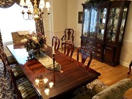 Stunning Mahogany Dining Set
