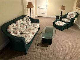 Hunter Green Wicker Furniture Set