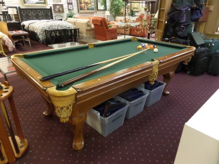 AMF Play Master 7' pool table in great shape. The price includes accessories, delivery and set up can be negotiated. 