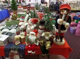 Demdaco - Cyress -Pfaltzgraff - Ftiz & Floyd