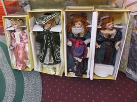 American Classic - Loyd Middleton - Mattel - Seymour Mann - Chatty Cathy - Cabbage Patch - Lauren Elizabeth & many other dolls 