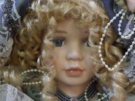 American Classic - Loyd Middleton - Mattel - Seymour Mann - Chatty Cathy - Cabbage Patch - Lauren Elizabeth & many other dolls