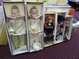 American Classic - Loyd Middleton - Mattel - Seymour Mann - Chatty Cathy - Cabbage Patch - Lauren Elizabeth & many other dolls