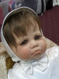 American Classic - Loyd Middleton - Mattel - Seymour Mann - Chatty Cathy - Cabbage Patch - Lauren Elizabeth & many other dolls