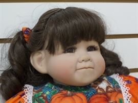 American Classic - Loyd Middleton - Mattel - Seymour Mann - Chatty Cathy - Cabbage Patch - Lauren Elizabeth & many other dolls