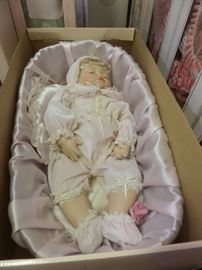 American Classic - Loyd Middleton - Mattel - Seymour Mann - Chatty Cathy - Cabbage Patch - Lauren Elizabeth & many other dolls