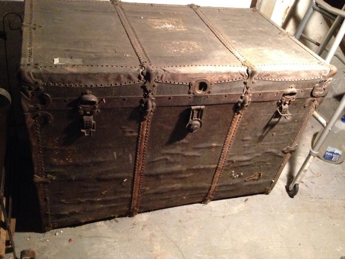 Another antique trunk.