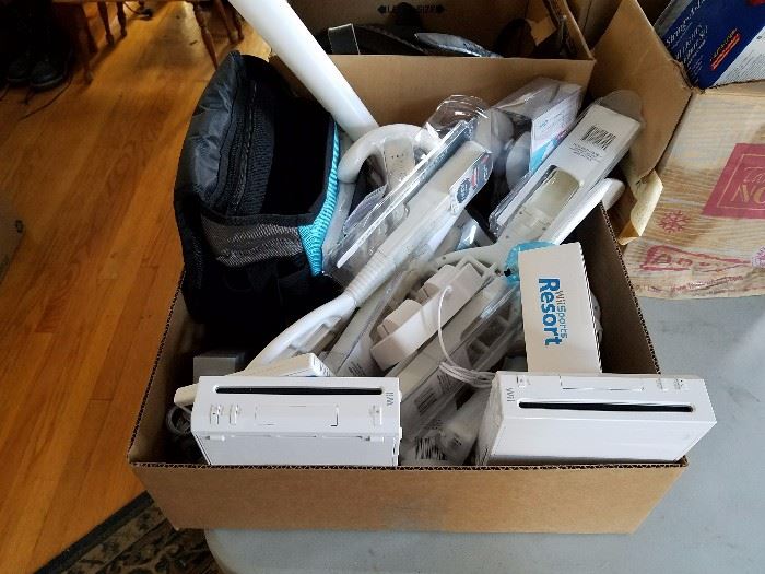 Wii consoles and accessories