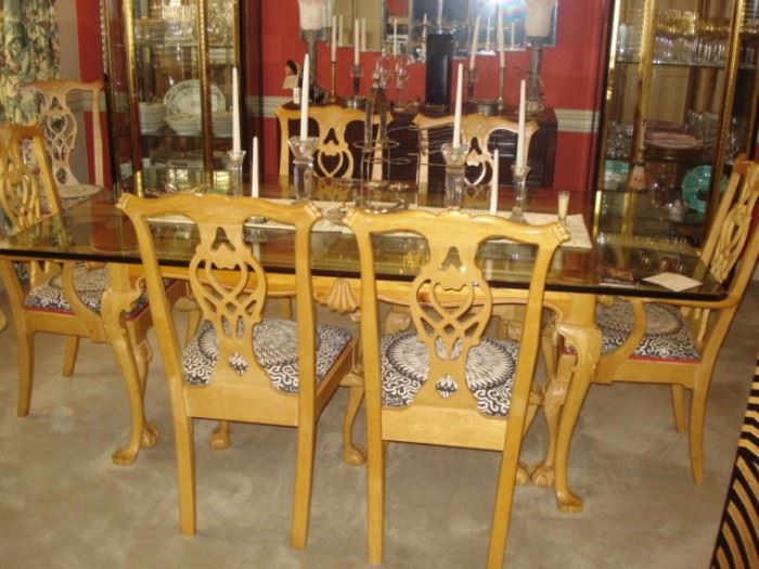 Link&taylor, pine reproduction table glass top                        & 8 chairs