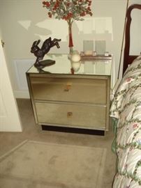 Mirrored end stand, made by Trump Home