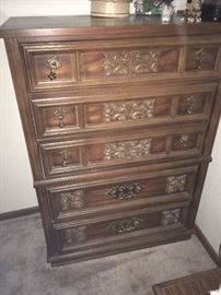 5 drawer chest 