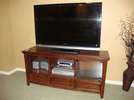 Wood media console